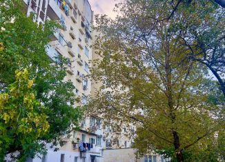 Продается однокомнатная квартира, 32.5 м2, Крым, улица Крупской