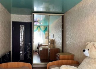 Продаю трехкомнатную квартиру, 57.8 м2, Киров, улица Горького, 41