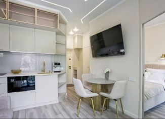 Продам 2-комнатную квартиру, 30 м2, Крым, улица Дражинского, 45А