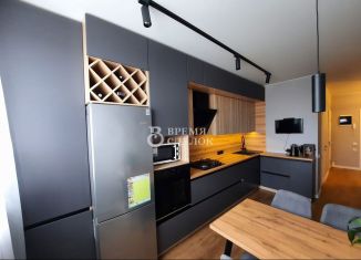 Продажа 2-ком. квартиры, 62 м2, Владимир, Славная улица, 8