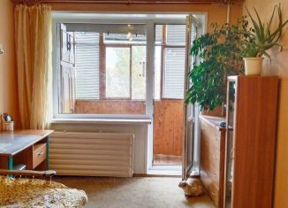 Продаю трехкомнатную квартиру, 63.7 м2, Республика Башкортостан, улица Уфимское Шоссе, 8