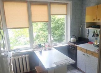 Продам 2-комнатную квартиру, 53 м2, Армавир, Азовская улица, 16