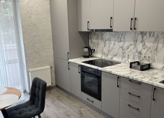 Сдаю 1-ком. квартиру, 40 м2, Саратов, ЖК Царицынский, 4к2