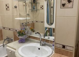 Продаю 2-комнатную квартиру, 54 м2, Серпухов, улица Энгельса, 33/13