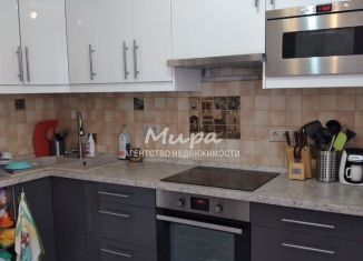 Продаю 2-комнатную квартиру, 72 м2, Люберцы, Инициативная улица, 13