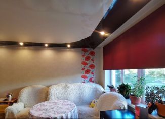 Трехкомнатная квартира на продажу, 57.8 м2, Магадан, Кольцевая улица, 28