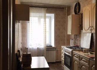 Продам трехкомнатную квартиру, 60 м2, Тутаев, Советская улица, 10