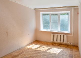 Трехкомнатная квартира на продажу, 58.8 м2, Армавир, Новороссийская улица, 115