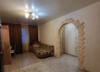 Продам 2-комнатную квартиру, 46 м2, Псков, Юбилейная улица, 57А