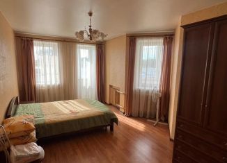 Сдам в аренду двухкомнатную квартиру, 75 м2, Ярославль, проспект Ленина, 16к2