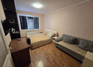 Сдается в аренду 1-комнатная квартира, 40 м2, Татарстан, улица Рифката Гайнуллина, 4