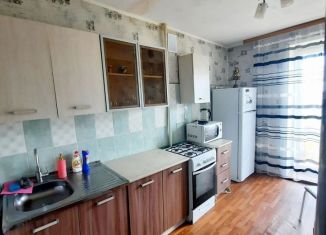 Сдам 3-комнатную квартиру, 58 м2, Саратов, улица имени Н.Г. Чернышевского, 19