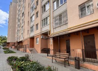 Сдам однокомнатную квартиру, 38.5 м2, Саратов, Гвардейская улица, 23А