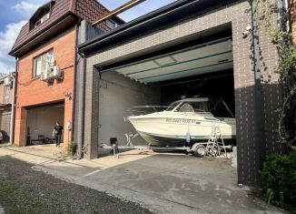 Продаю гараж, 30 м2, Ростов-на-Дону, Путевая улица, 2А