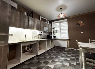 Продам 2-комнатную квартиру, 64 м2, Таганрог, улица Победы, 106, ЖК Андреевский