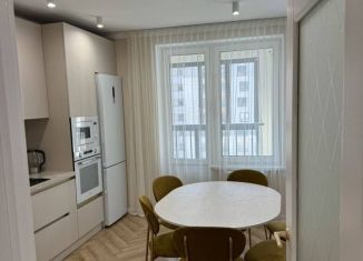 Сдается в аренду однокомнатная квартира, 65 м2, Москва, 6-я Радиальная улица, 7/1к1