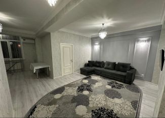 Сдаю в аренду 1-ком. квартиру, 62 м2, Махачкала, улица Абубакарова, 112