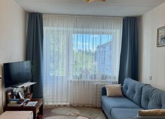 Продается 3-ком. квартира, 52.3 м2, Чайковский, улица Мира