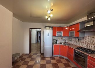 Продается 3-ком. квартира, 105 м2, Йошкар-Ола, микрорайон Гомзово, Красноармейская улица, 98Б