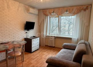 Продажа 1-комнатной квартиры, 33.8 м2, Владивосток, Русская улица, 67/1