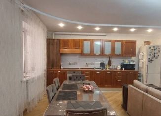 Трехкомнатная квартира на продажу, 100 м2, Ставрополь, улица Войтика, 4/1