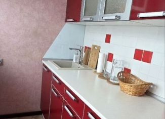 Продажа 2-ком. квартиры, 44 м2, Искитим, микрорайон Южный, 8