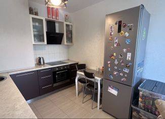 Продам 2-ком. квартиру, 38.3 м2, Карелия, улица Энтузиастов, 17