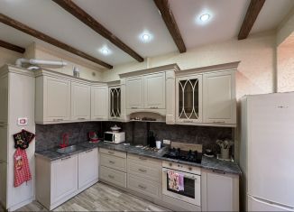 Сдается в аренду 1-ком. квартира, 48 м2, Сочи, Санаторная улица, 50БлитА, микрорайон Новый Сочи