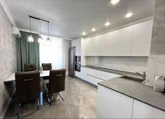 Продаю двухкомнатную квартиру, 60 м2, Краснодар, улица Западный Обход, 57, ЖК Самолёт-2