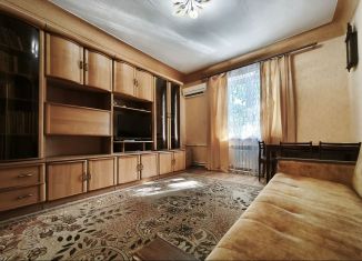 Продажа 2-ком. квартиры, 50 м2, Ростов-на-Дону, улица Погодина, 15, Октябрьский район