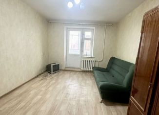 Сдаю 1-ком. квартиру, 34 м2, Туймазы, улица Комарова, 43