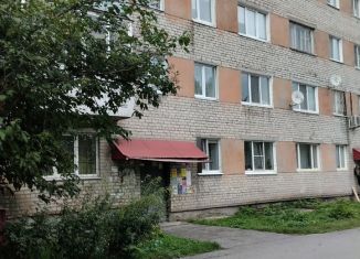 Продам 2-ком. квартиру, 44.2 м2, Серов, улица Ленина, 154