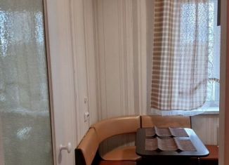 Сдаю в аренду 1-ком. квартиру, 35 м2, Томск, Нефтяная улица, 11