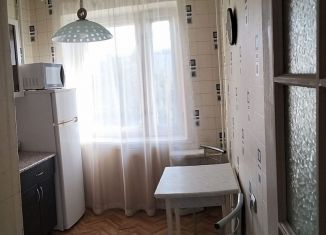 Продаю 1-ком. квартиру, 32 м2, Саратов, Большая Казачья улица, 69/73