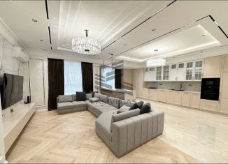 Сдам в аренду 3-ком. квартиру, 75 м2, Татарстан, улица Академика Губкина, 12Б