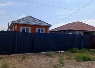 Продаю дом, 70 м2, Астраханская область, Октябрьская улица, 8