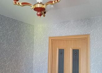 Продаю двухкомнатную квартиру, 48 м2, Тольятти, улица Лизы Чайкиной, 35