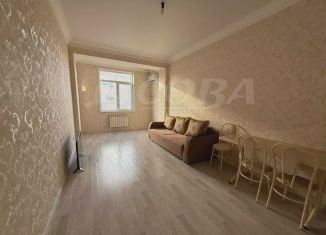 Сдам в аренду 2-ком. квартиру, 40 м2, Махачкала, Атланаульская улица, 6