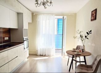 Продажа 2-ком. квартиры, 60.2 м2, поселок городского типа Стройкерамика, улица Нестора Постникова, 4