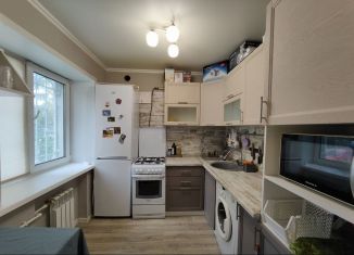 Продаю двухкомнатную квартиру, 42 м2, Тверь, улица Орджоникидзе, 40/76