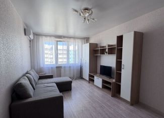 Сдается 2-комнатная квартира, 60 м2, Ростов-на-Дону, улица Юрия Дубинина, 13