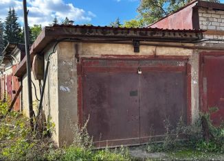 Продаю гараж, 18 м2, Киров, улица Ивана Попова, 31