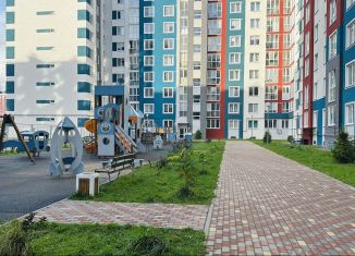 Продам 1-ком. квартиру, 40 м2, Калининград