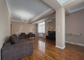 Сдается в аренду 2-комнатная квартира, 96 м2, Махачкала, Магарамкентская улица, 15