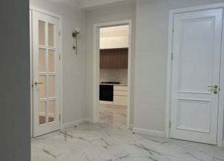 Продается 2-комнатная квартира, 93 м2, Махачкала, улица Ирчи Казака, 101А