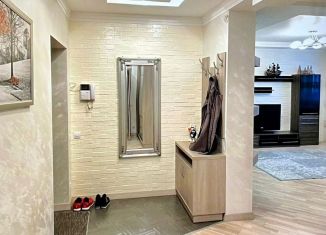 Сдаю в аренду квартиру студию, 40 м2, Саратов, Политехническая улица, 31/41