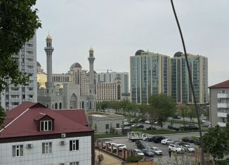 Продаю однокомнатную квартиру, 35 м2, Грозный, проспект Ахмат-Хаджи Абдулхамидовича Кадырова, 136
