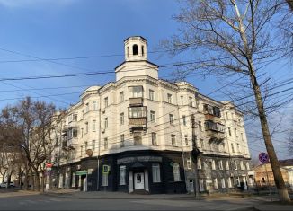 Продается 2-ком. квартира, 62.4 м2, Курск, улица Горького, 9