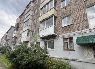 Трехкомнатная квартира на продажу, 55 м2, Ижевск, улица Лихвинцева, 58