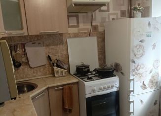 Сдам в аренду однокомнатную квартиру, 34 м2, Балаково, улица Факел Социализма, 1